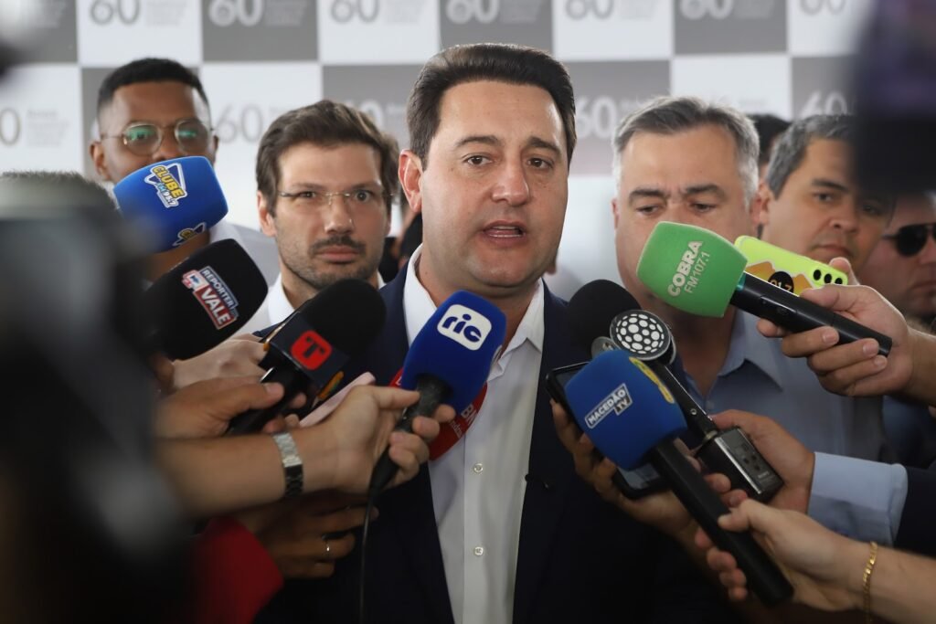 Governador reafirma defesa das APAEs e inclusão responsável para alunos com deficiência