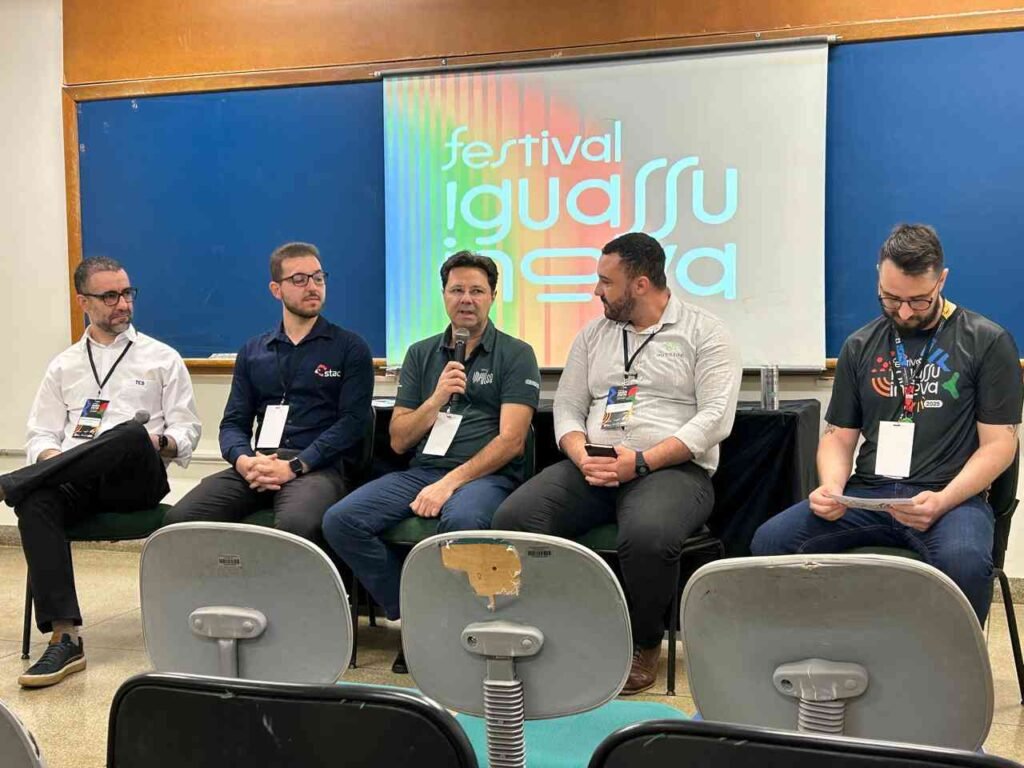 Coopavel e Itaipu Parquetec reforçam parceria por inovação e conectividade