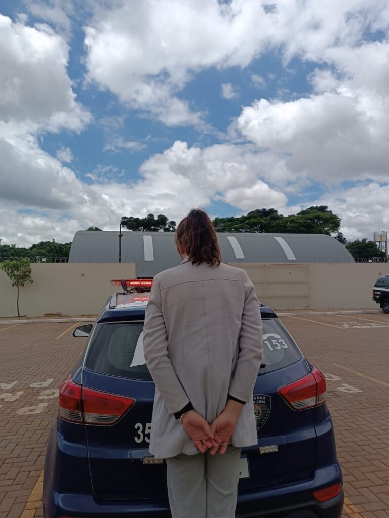 Mulher 'trans' é detida após furto em supermercado no Pacaembu