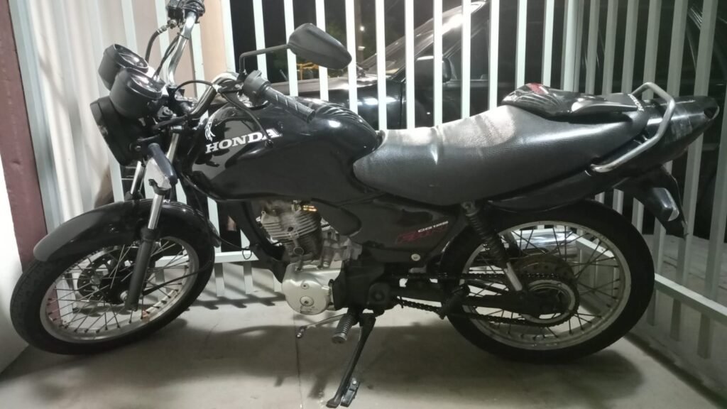 Motociclista é flagrado com maconha e sem CNH durante abordagem em Cascavel