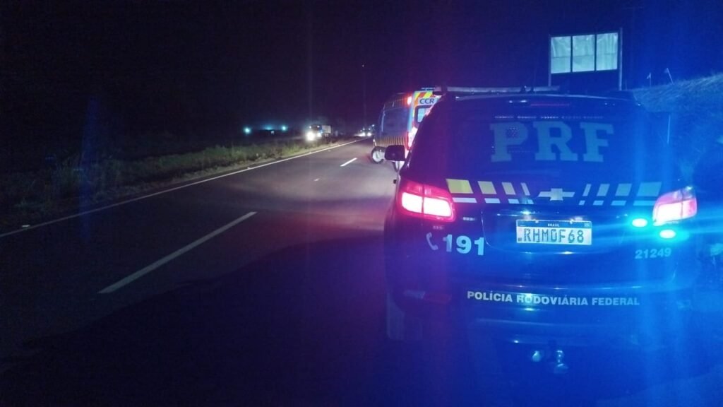 Jovem morre atropelado na BR-376, em Tibagi