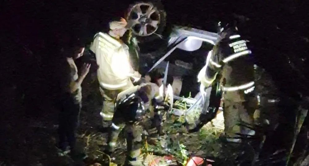 Atropelamento de capivara causa acidente e deixa cinco feridos na PR-986, em Rolândia