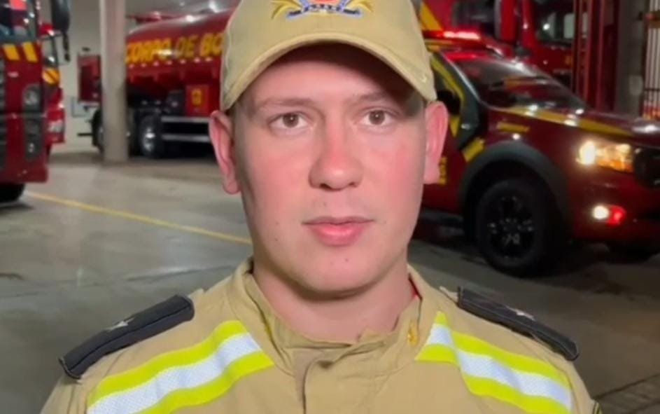 Criança foi encontrada por vizinhos, diz aspirante dos Bombeiros