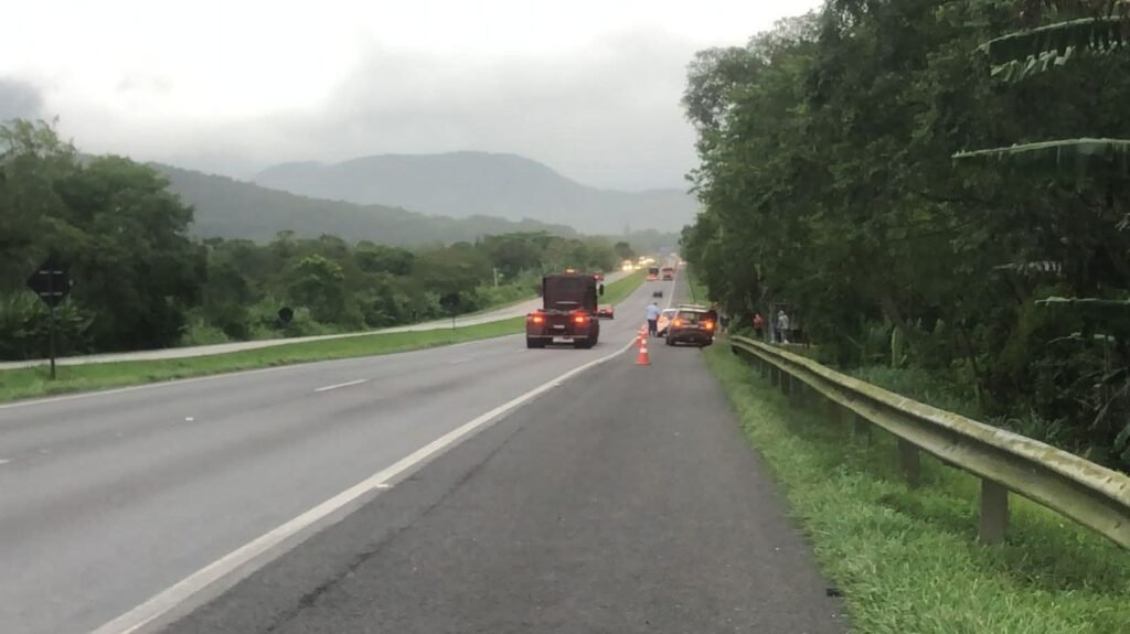 Homem morre atropelado na BR-277 em Morretes