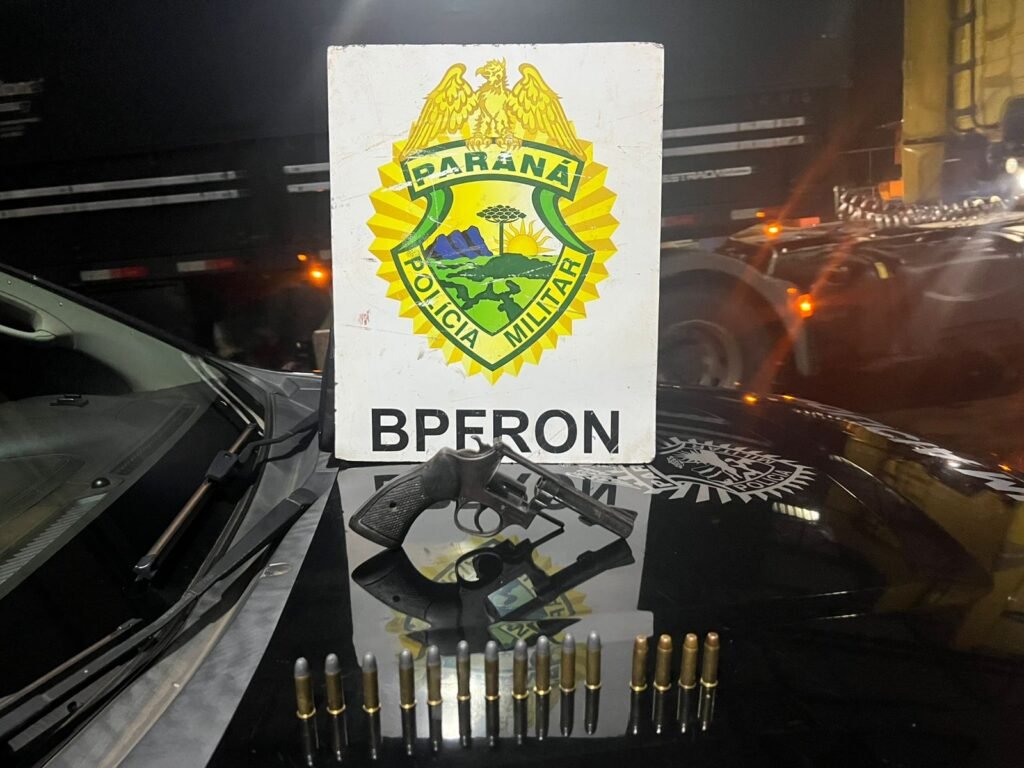 BPFron prende homem com revólver calibre .38 em ônibus durante fiscalização em Guaíra