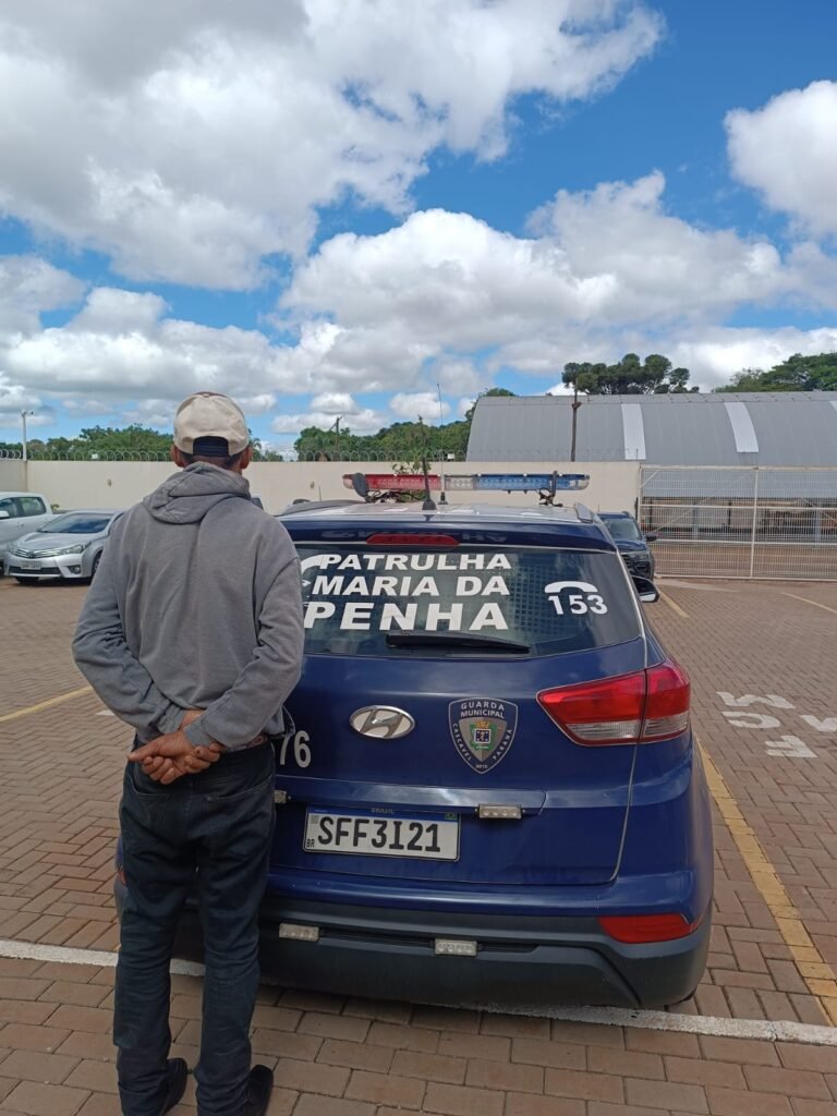 Homem é preso pela GM por violência doméstica no Santa Felicidade