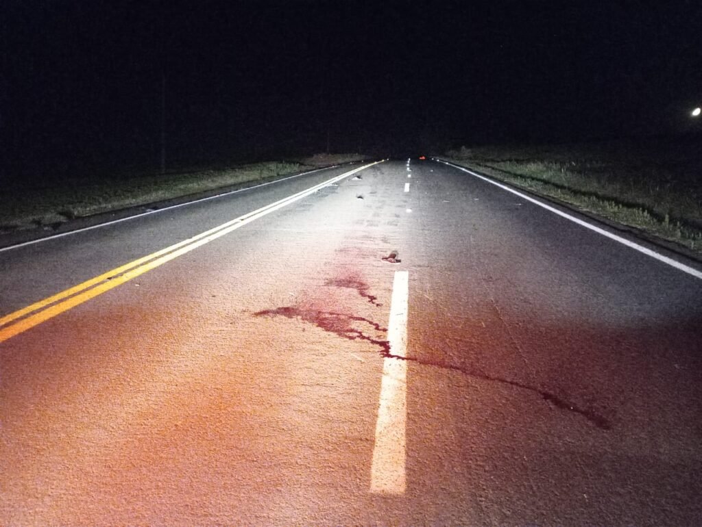 Ciclista fica gravemente ferido após ser atropelado na PR-317; motorista fugiu