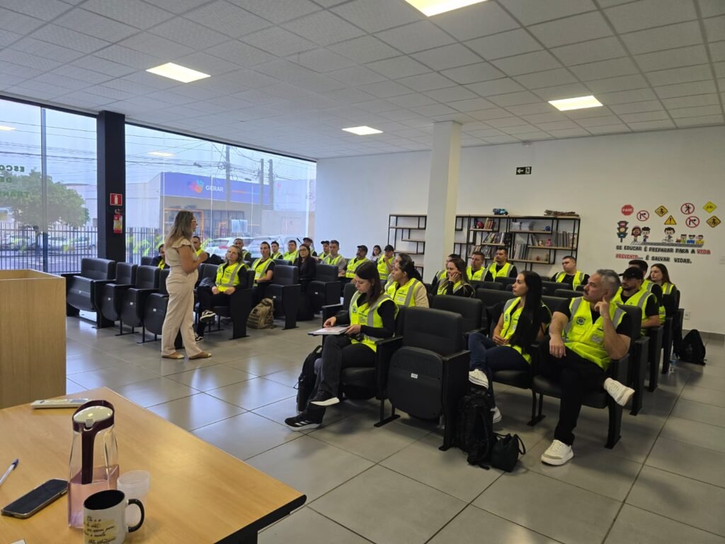 Novos agentes de mobilidade iniciam curso de formação em Cascavel