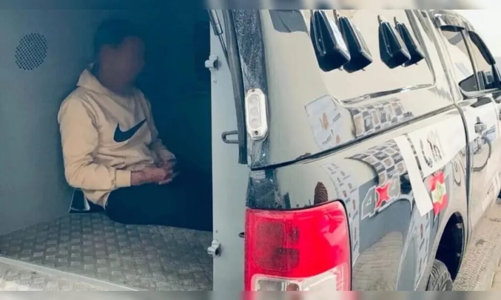 Professor que teria estuprado alunas de 6 e de 9 anos é preso em SC