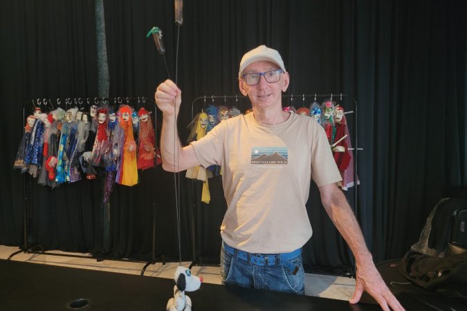 Documentário resgata história do Festival Espetacular de Bonecos produzido pelo Guaíra