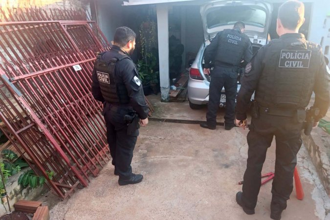 PCPR e PMPR prendem 3 pessoas e apreendem 6 armas, munições e drogas em Cascavel
