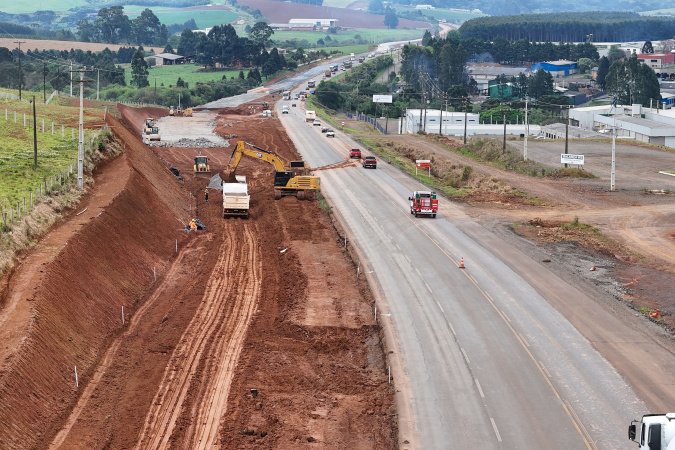 Com obras em todas as regiões, Paraná investe pesado na infraestrutura do futuro