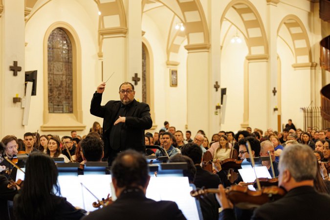 Orquestra Sinfônica do Paraná lota santuário na Lapa e segue para concerto em Campo Largo