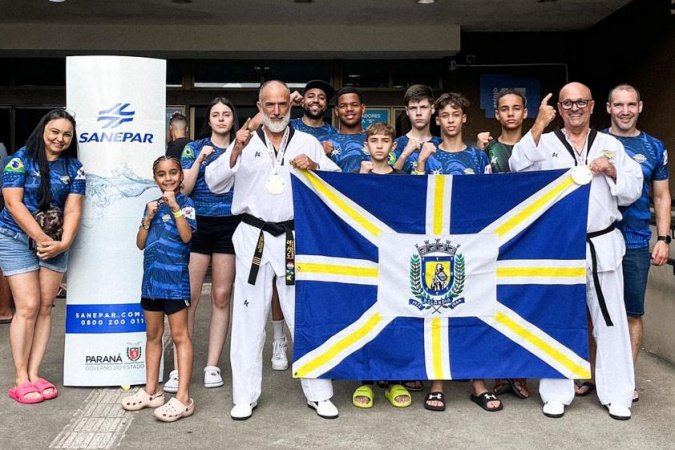 Com apoio da Sanepar, atletas sobem ao pódio em competição nacional de taekwondo