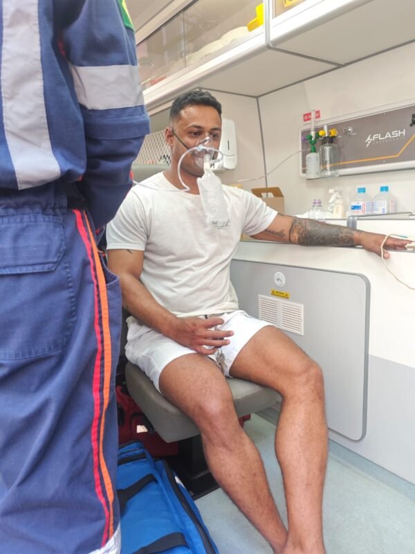 Policial militar de folga arrisca a vida e salva duas mulheres de incêndio em Sarandi