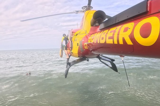 Após treinamento, helicóptero do Corpo de Bombeiros já está de prontidão no Litoral