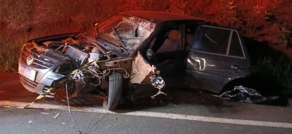 Grave acidente deixa motociclista morto e mulher em estado grave na PR-281, em São João