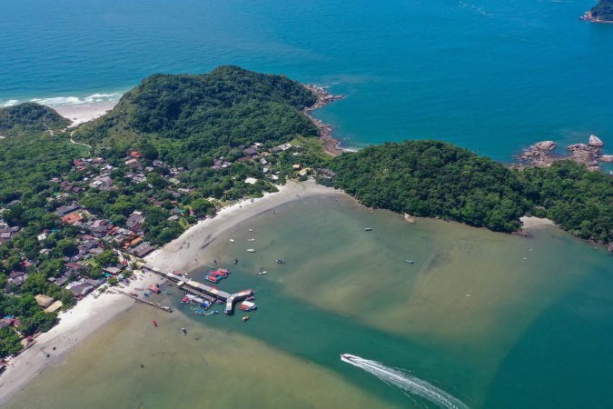 Estado realiza pesquisa com moradores e turistas da Ilha do Mel para implantar melhorias