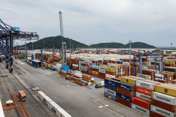 Nove produtos paranaenses tiveram crescimento superior a 30% nas exportações em 2025