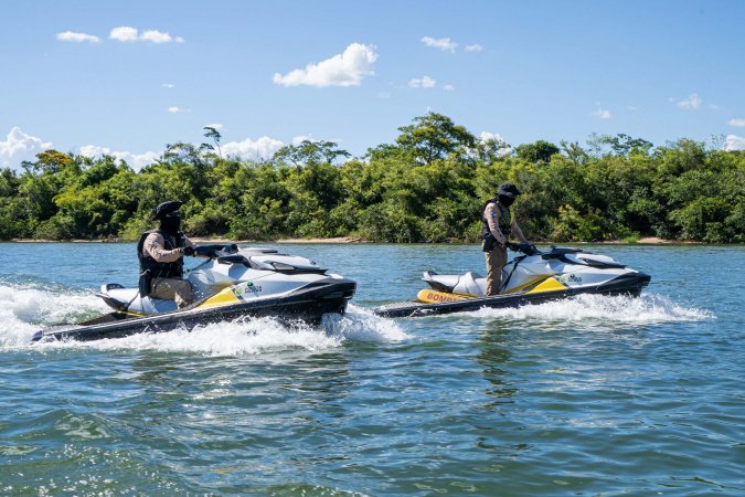 Por terra e água, forças de segurança garantem verão tranquilo no Noroeste