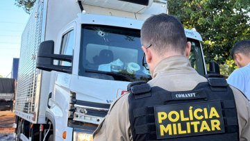 Caminhoneiro é alvo dos 'Piratas do Asfalto' em Cascavel