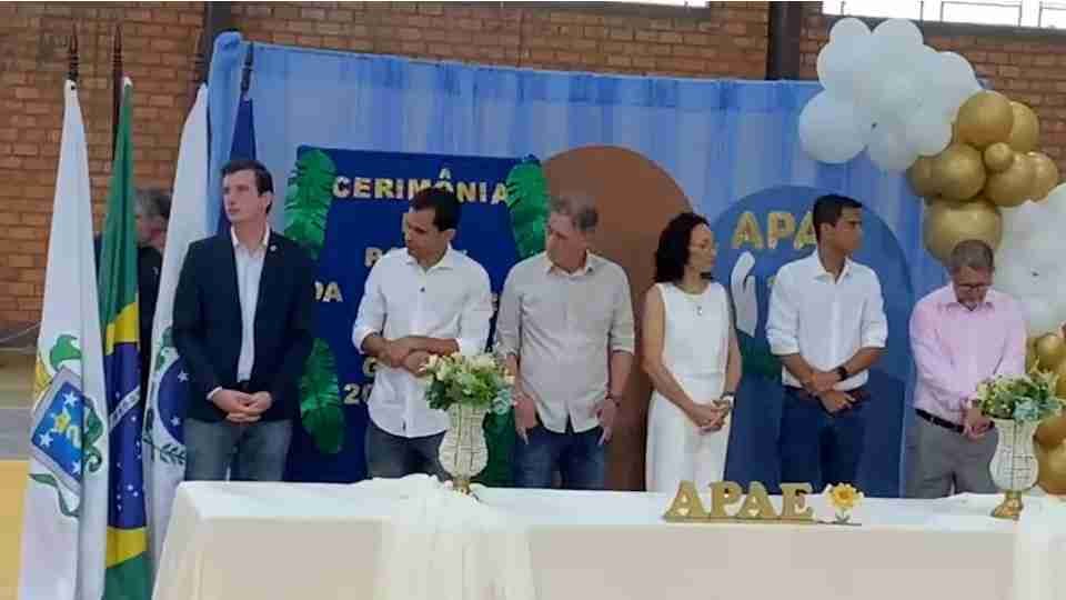 Amanda Basso é empossada presidente da Apae de Cascavel - catve.com