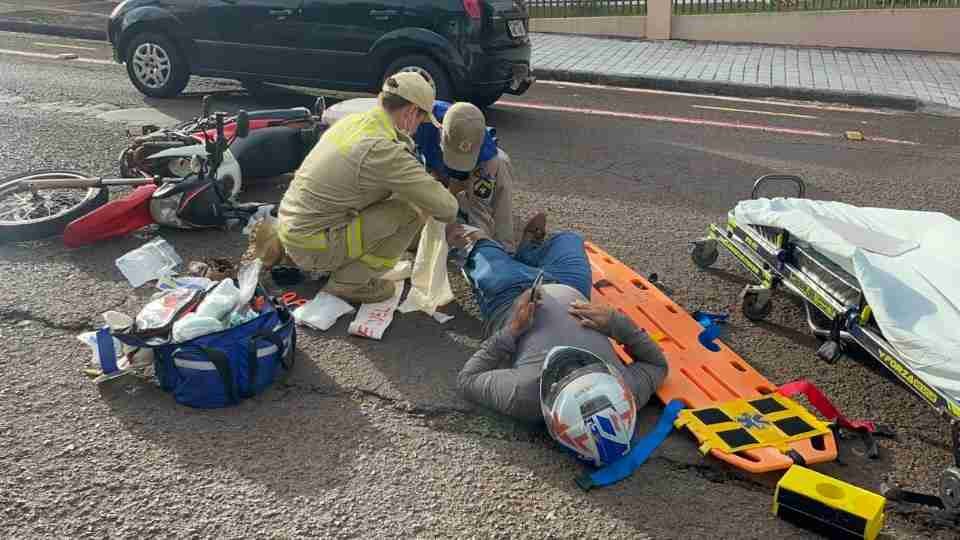 Motociclista sofre ferimentos após batida com carro na Região do Lago em Cascavel - catve.com