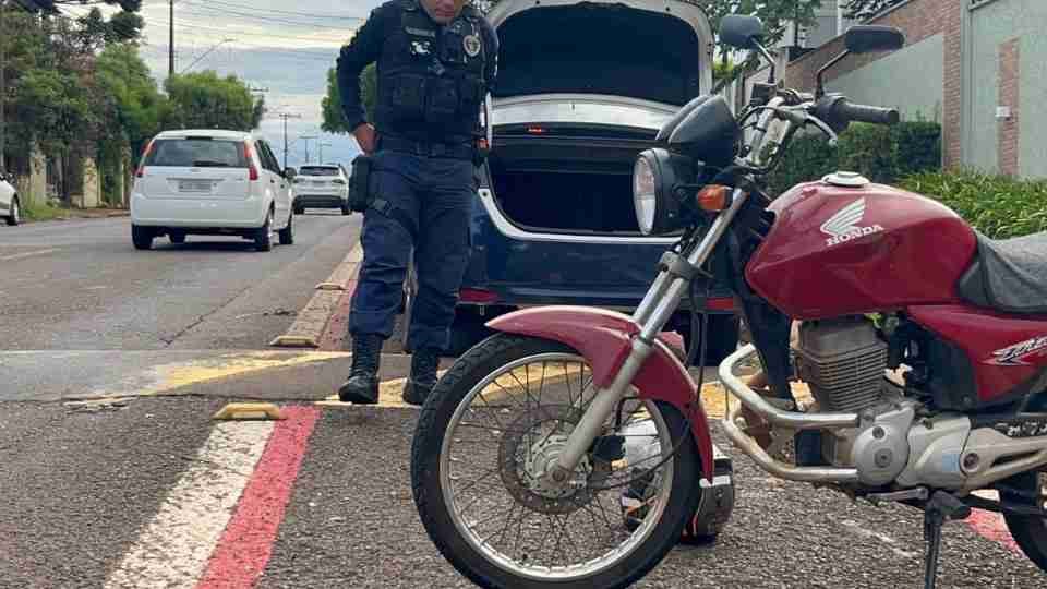 Moto bate na traseira de viatura na Região do Lago - catve.com