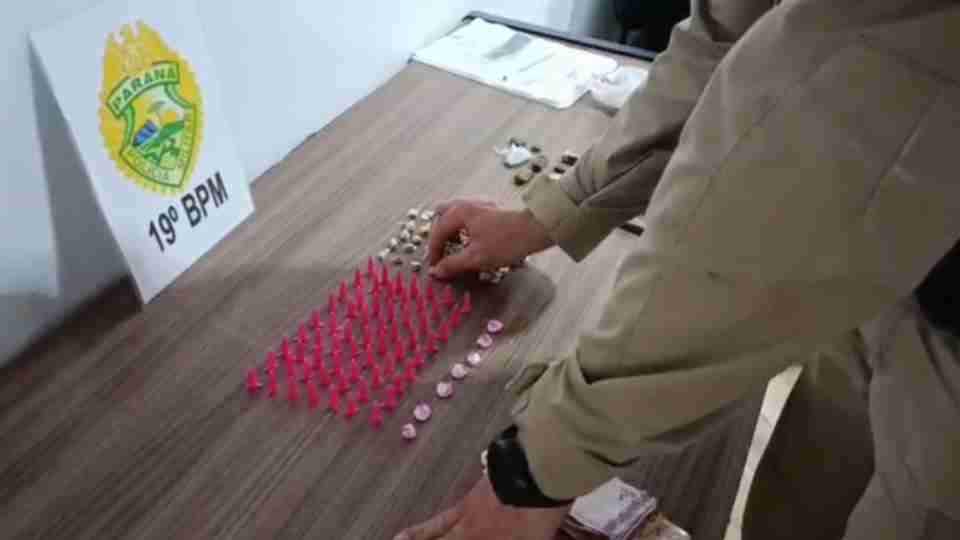 ROTAM fecha ponto de tráfico, apreende drogas e detém dois adultos e um adolescente em Toledo - catve.com