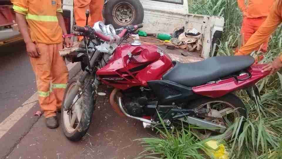 Jovem de 19 anos morre em batida de moto na PR-495 em Pato Bragado - catve.com