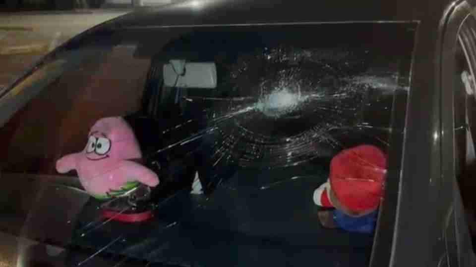 Adolescente de 14 anos fica ferido após batida entre patinete elétrico e carro em Cascavel - catve.com