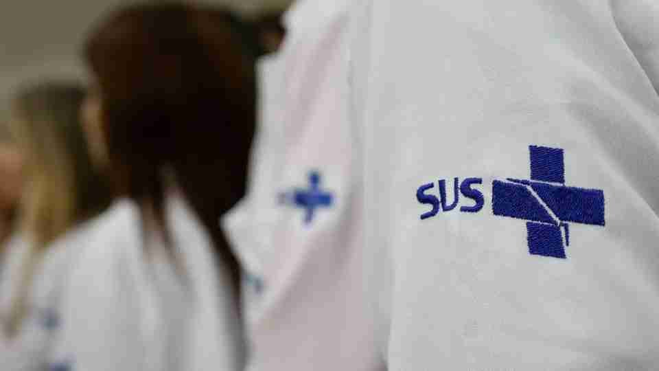 Mais Médicos Especialistas: inscrições terminam neste domingo - catve.com