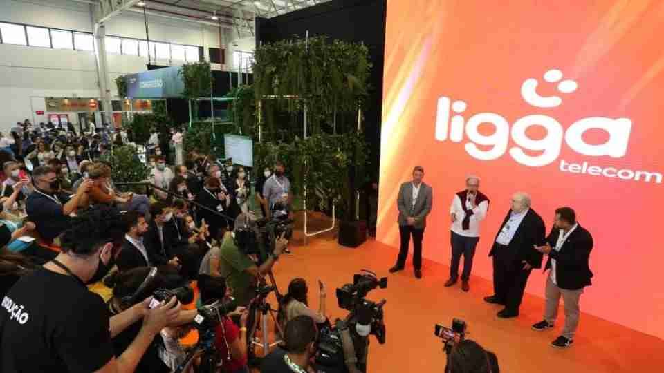 Ligga vende parte da operação de fibra à Brasil TecPar por R$ 495 milhões - catve.com