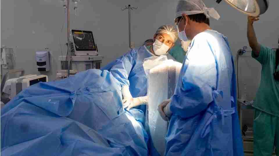 Quem é o jovem de 23 anos que recebeu aplicação inédita de polilaminina no HU em Cascavel - catve.com