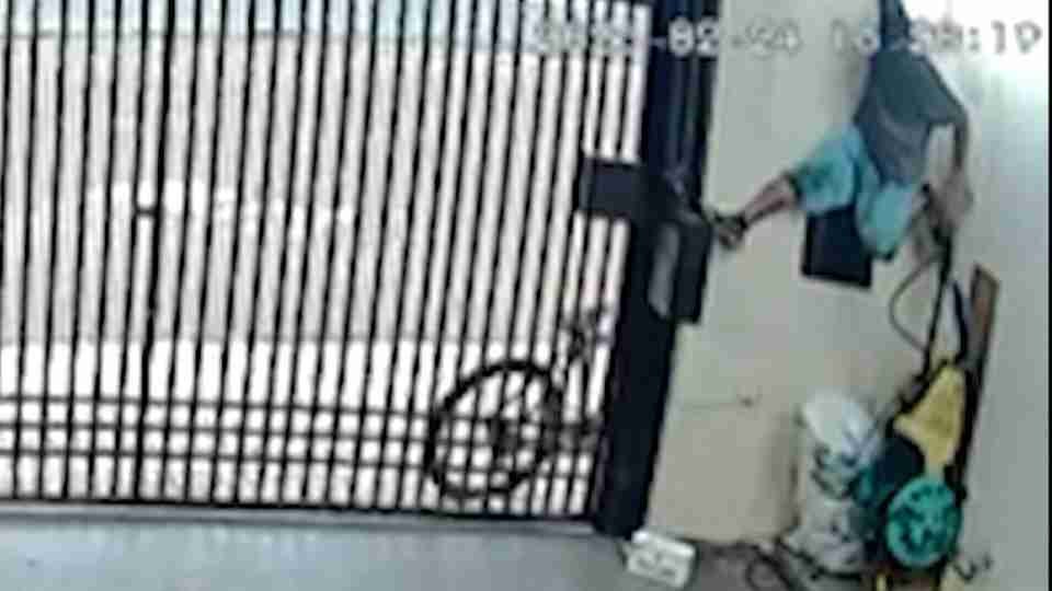 Vídeo: ladrão invade casa e furta lavadora em Cascavel - catve.com