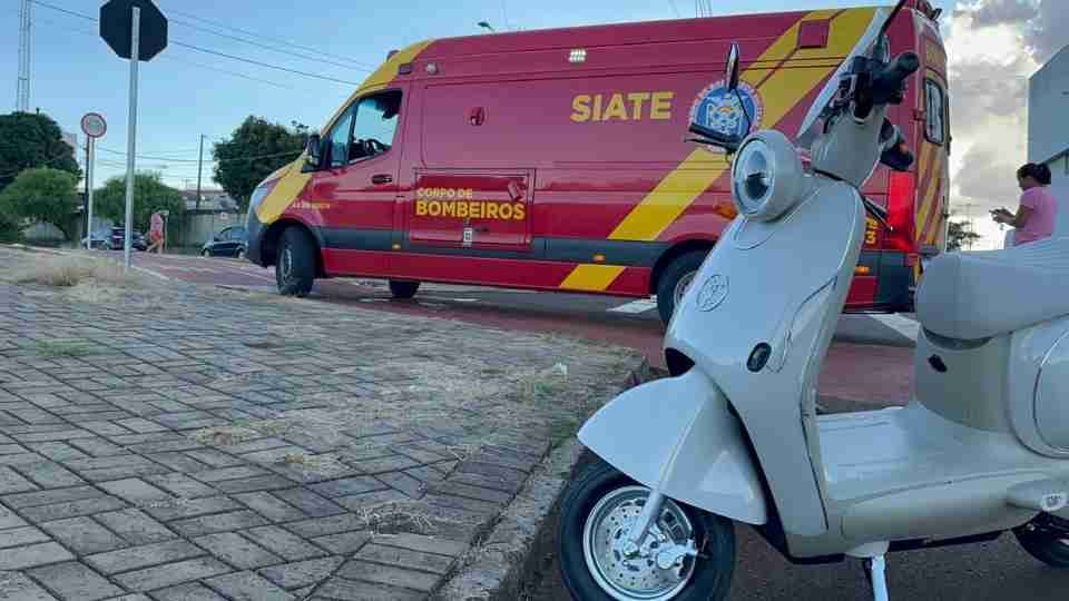 Duas pessoas ficam feridas após batida no São Cristóvão - catve.com