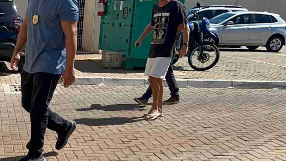 Jovem procurado pelo crime de furto é preso pelo GDE em Cascavel - catve.com