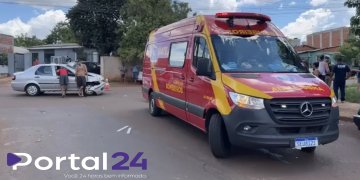 Colisão entre carro e moto deixa dois feridos no Bairro Interlagos