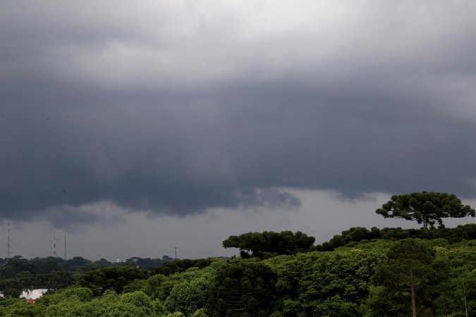 Defesa Civil Estadual envia primeiro alerta por Cell Broadcast para Curitiba