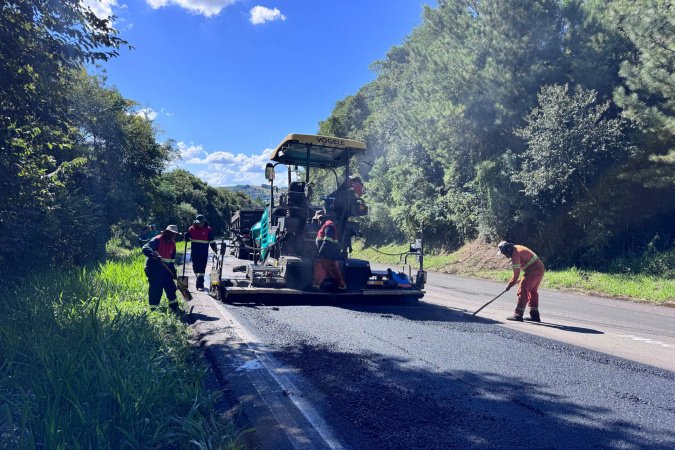 Rodovia entre Nova Tebas e Pitanga recebe serviços de conservação do DER/PR