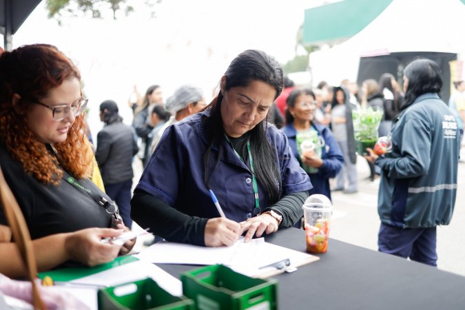 Ceasa Curitiba tem dia de serviços e orientações para as mulheres