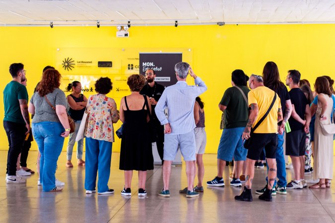 Em visitas guiadas, visitante pode conhecer arquitetura e exposição do acervo do MON