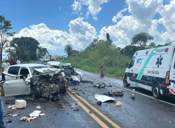 colisão frontal mata jovem de 21 anos e motorista em Diamante do Norte