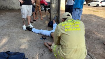 Com tornozeleira, homem sofre queda de moto no Santa Cruz