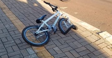 Criança morre após colisão entre bicicleta e moto em Missal