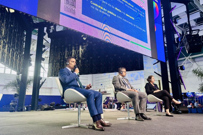 Paraná apresenta aspectos de sandbox e transparência no BrasilGov Summit 2026