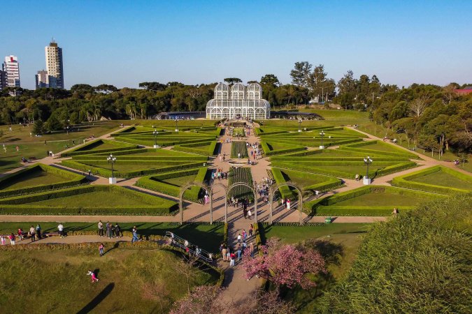 Curitiba e Foz do Iguaçu se destacam como destinos turísticos nas buscas do Trivago