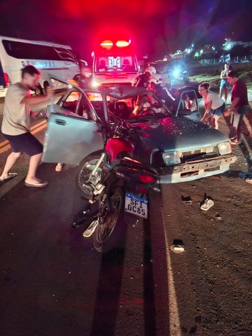 Motociclista é socorrido em estado grave após acidente na PRC-280