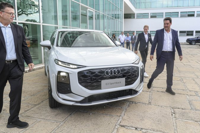 Audi do Brasil apresenta novo veículo produzido em São José dos Pinhais