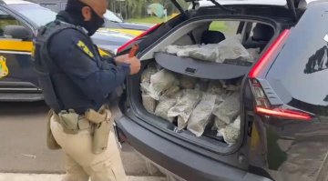 PRF apreende mais de 200 quilos de maconha durante fiscalização na BR-277, em Guarapuava